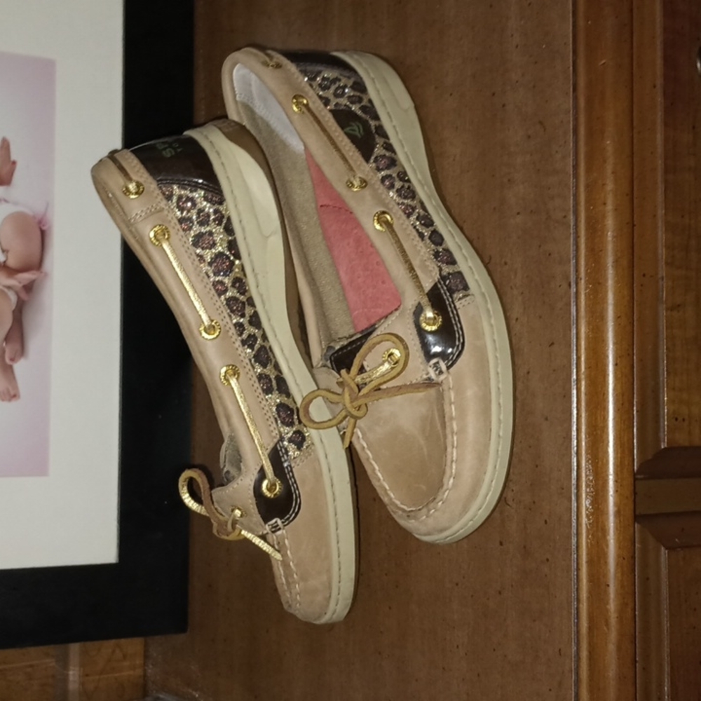 Sperry top sliders